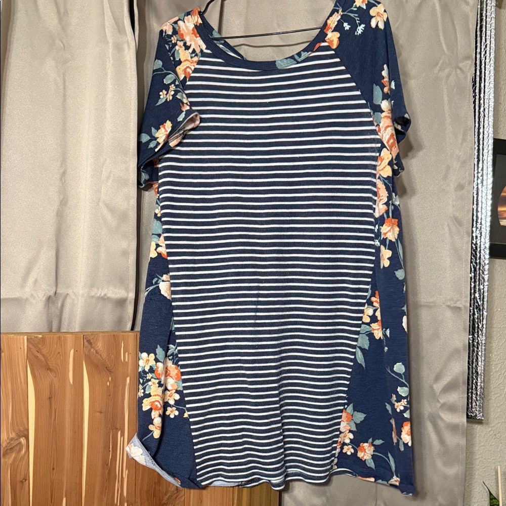 ODDY Navy and White Striped Garment